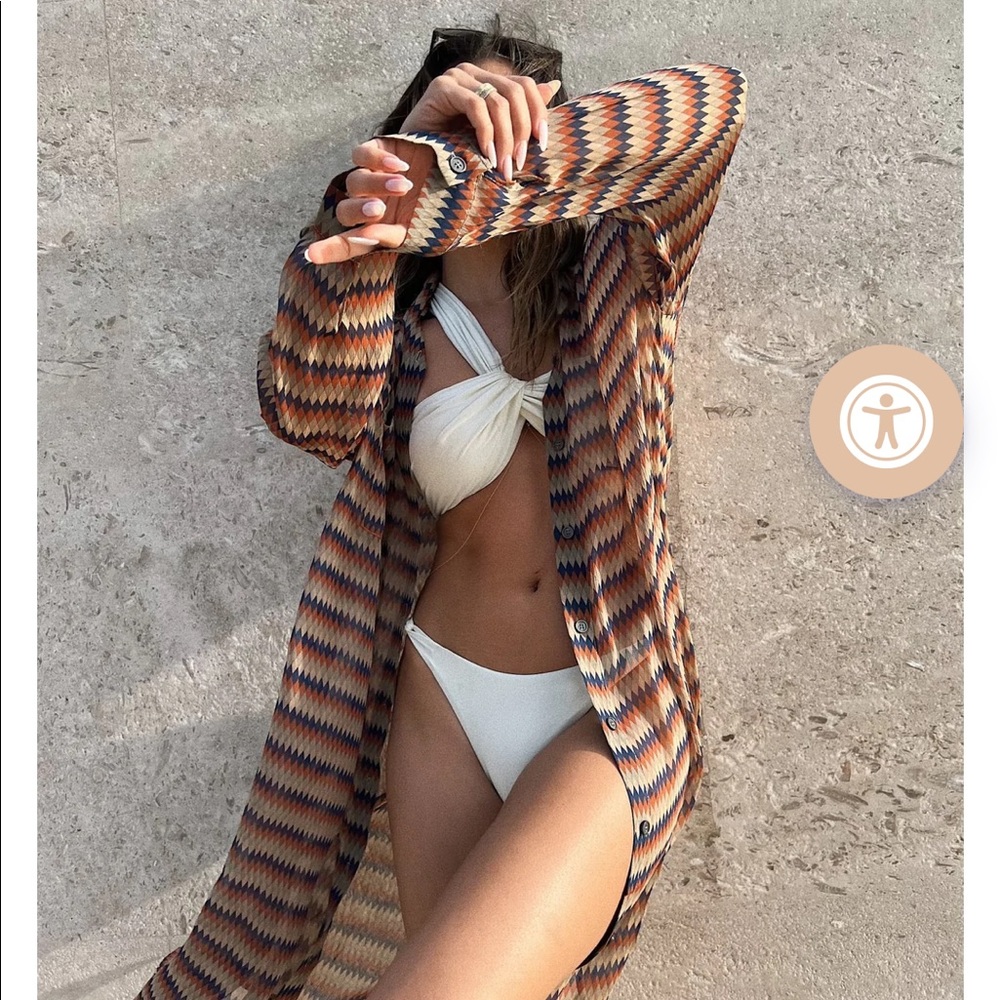 Fiji Printed Longline Button Up *NWOT